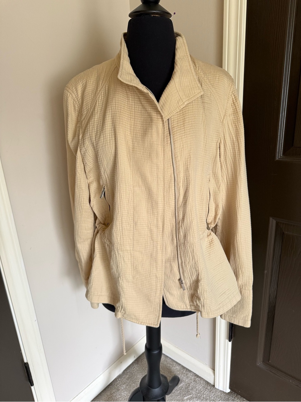 Ellen Tracy Cream Zip-Front Utility Jacket